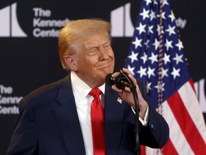 Трамп підтвердив, що США можуть бути залучені до гарантій безпеки України, і пригрозив РФ санкціями