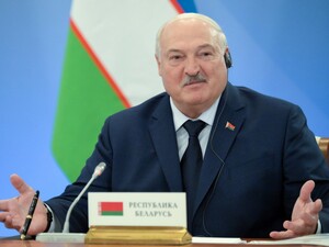 Перед зустріччю з Путіним Трамп поговорив із Лукашенком 