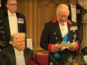 Король Чарльз в своей речи упомянул Украину. Как отреагировал Трамп? Видео
