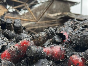 Ворожа ракета знищила склад відомого виробника соусів у Києві. Відео