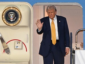 Трампу зробили МРТ мозку. ЗМІ запитали його, навіщо