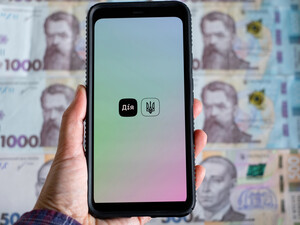 Українці подали 1 млн. заявок у перший день реєстрації на 