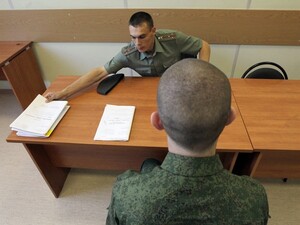 У Криму масово призвали до армії РФ студентів перших курсів – ЗМІ