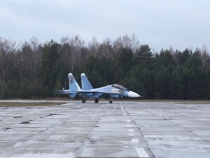 РФ передала Білорусі партію винищувачів. Фото