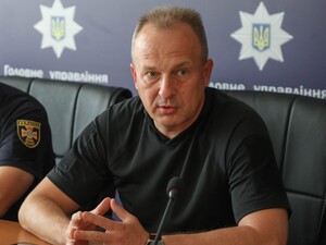 Глава поліції Черкаської області тимчасово припинив виконання службових обов'язків