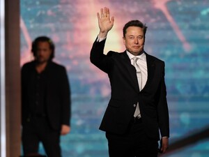 Маск став першою в історії людиною, чиї статки перевищили $800 млрд