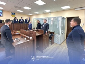 Узяли під варту в залі суду. ВАКС скоротив строк нардепові Гуньку