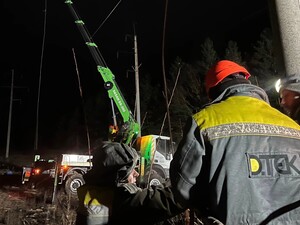 В феврале энергетики ДТЭК возобновили электроснабжение для более 1,8 млн семей