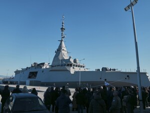 Греция отправляет фрегаты и истребители F-16 на Кипр – министр обороны