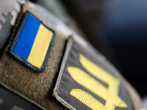 Приблизно сім авто підрізали бус ТЦК, який віз мобілізованого на Волині. Під час нападу чоловіка звільнили