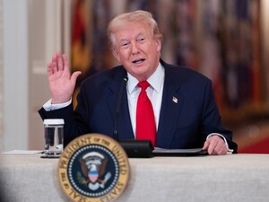 Трамп: Війну з Іраном майже повністю завершено