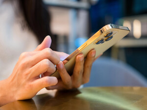 У Москві проблеми зі зв'язком: у бізнесу – величезні збитки, москвичі скуповують паперові карти. Що відбувається?