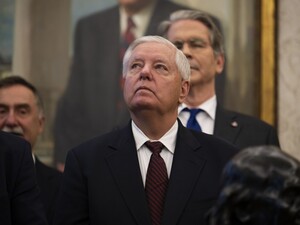 Сенатор Грем закликав Трампа забрати американські літаки з Іспанії