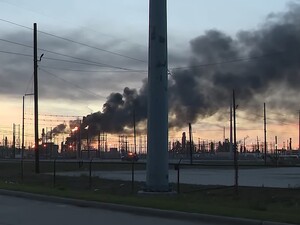 У Техасі стався вибух на великому НПЗ. Це вже друга пожежа на такому об'єкті за два тижні