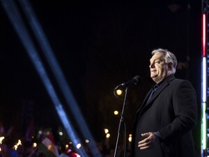 Сенаторы США требуют санкций для венгерских чиновников за блокировку помощи Украине