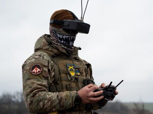 Дрон за $2 тис. проти БПЛА за $5 млн. Бійці 158-ї ОМБр показали знищення іранського Mohajer-6