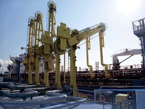 Дрони знову уразили нафтовий термінал 