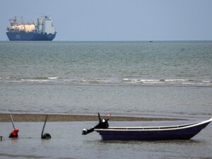 Іран заявив про відкриття Ормузької протоки. Як відреагувала ціна на нафту?