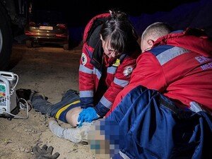 У Київській області стався обвал ґрунту, коли діти копали піщаний тунель. Загинув 11-річний хлопчик. Фото