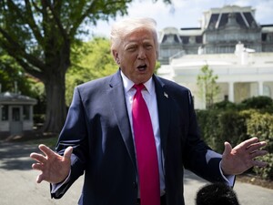 Трамп відмовився зняти блокаду іранських портів